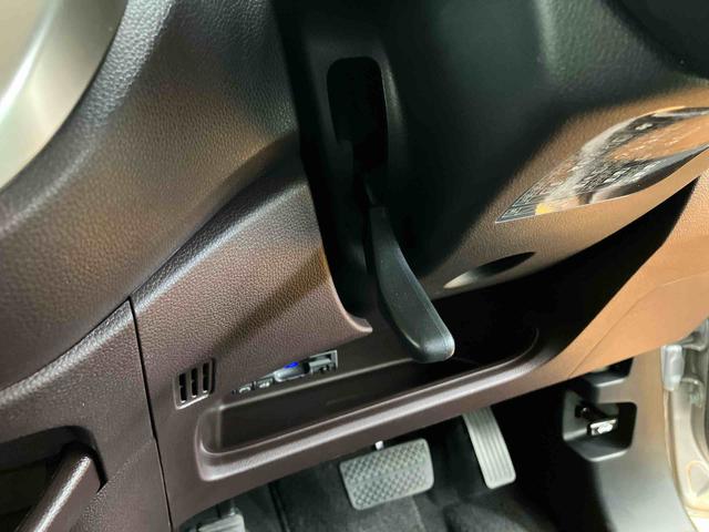 Ｎ−ＷＧＮカスタムＧ・ターボパッケージバックカメラ連動ワンセグナビ　ブルートゥース対応　ＥＴＣ　クルーズコントロール　オートライト　プッシュエンジンスタート　キーフリーシステム　オートエアコン　チルトステアリング　運転席シートリフター（千葉県）の中古車