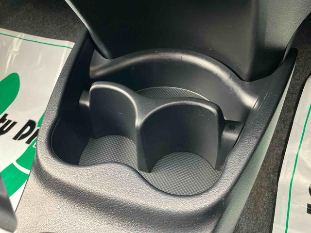 ヴィッツジュエラバックカメラ連動ワンセグナビゲーション　ブルートゥース対応　ＡＵＸ接続　ビルトインＥＴＣ　コーナーセンサー　インテリアイルミネーション　プッシュエンジンスタート　キーフリーシステム　オートライト（千葉県）の中古車