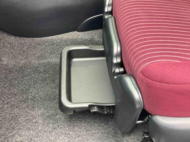 ヴィッツジュエラバックカメラ連動ワンセグナビゲーション　ブルートゥース対応　ＡＵＸ接続　ビルトインＥＴＣ　コーナーセンサー　インテリアイルミネーション　プッシュエンジンスタート　キーフリーシステム　オートライト（千葉県）の中古車