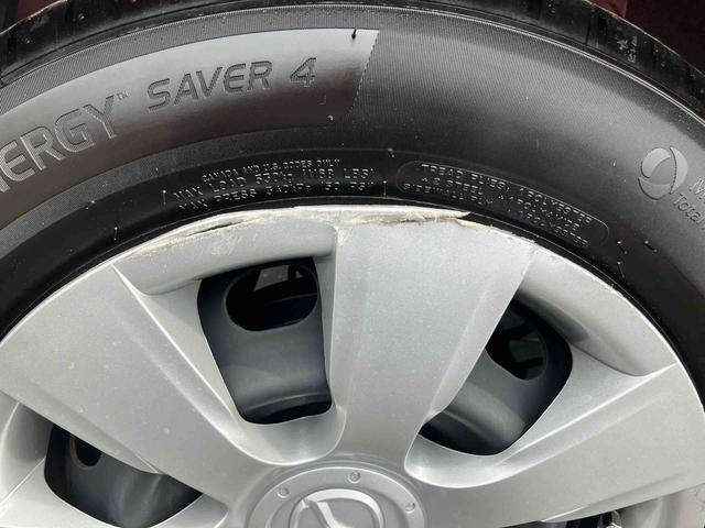 デミオ１３Ｃ−Ｖナビ／ＢＴ／ＤＴＶ／ＣＤ／ＤＶＤ　ＨＩＤヘッドライト　ハロゲンフォグランプ　オートライト　キーレスエントリー　電動格納ドアミラー　プライバシーガラス　オートエアコン（千葉県）の中古車