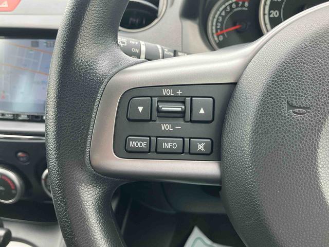 デミオ１３Ｃ−Ｖナビ／ＢＴ／ＤＴＶ／ＣＤ／ＤＶＤ　ＨＩＤヘッドライト　ハロゲンフォグランプ　オートライト　キーレスエントリー　電動格納ドアミラー　プライバシーガラス　オートエアコン（千葉県）の中古車