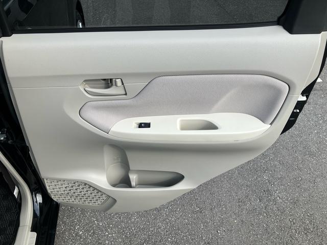 ムーヴＸ　ＳＡIIIＣＤチューナー　ＬＥＤヘッドライト　１４インチアルミホイール　運転席シートヒーター　プッシュボタンスターター　オート格納ドアミラー　オートライト　オートエアコン　横滑り防止装置　衝突被害軽減ブレーキ（千葉県）の中古車