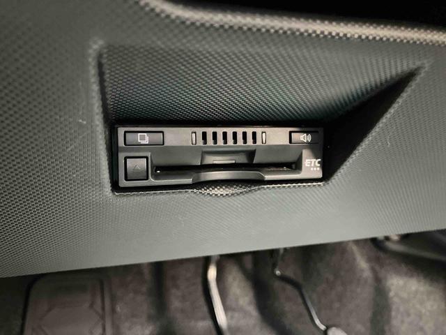 ロッキーＸナビ／ＢＴ／ＤＴＶ／ＤＩＳＣ／バックカメラ／ステアリングスイッチ　ＥＴＣ　ＬＥＤヘッドライト　１６インチアルミ　プッシュボタンスターター　オートエアコン　電動格納ドアミラー　衝突被害軽減ブレーキ（千葉県）の中古車