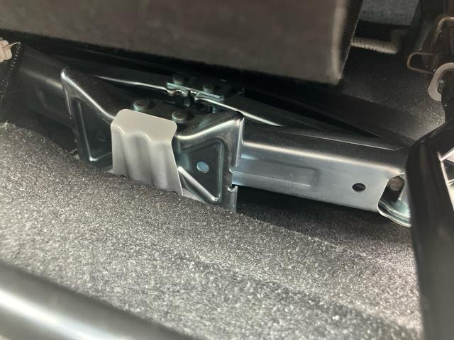 アクアＧ　Ｇ’ｓバックカメラ連動フルセグナビ　ブルートゥース対応　ＴＶナビキット　ビルトインＥＴＣ　オートクルーズコントロール　オートライト　オートハイビーム　前席シートヒーター　プッシュエンジンスタート（千葉県）の中古車