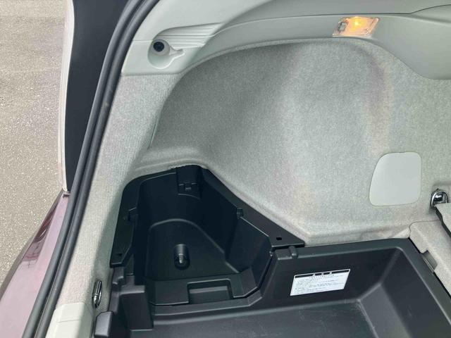 プリウスＳマイコーデバックカメラ連動ワンセグナビ　ＡＵＸ接続　ビルトインＥＴＣ　スペアタイヤ　プッシュエンジンスタート　キーフリーシステム　シートベルトアンカーアジャスター　チルトステアリング　運転席シートリフター（千葉県）の中古車