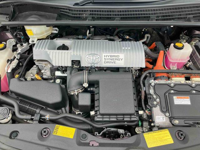プリウスＳマイコーデバックカメラ連動ワンセグナビ　ＡＵＸ接続　ビルトインＥＴＣ　スペアタイヤ　プッシュエンジンスタート　キーフリーシステム　シートベルトアンカーアジャスター　チルトステアリング　運転席シートリフター（千葉県）の中古車
