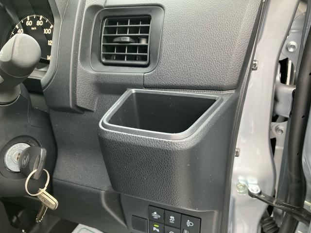 ハイゼットカーゴデラックス衝突被害軽減ブレーキ　コーナーセンサー　オートライト　プライバシーガラス　フロントパワーウィンドウ　オーバーヘッドシェルフ　スピーカー一体型ＡＭ・ＦＭラジオ　キーレスエントリー　アイドリングストップ（千葉県）の中古車