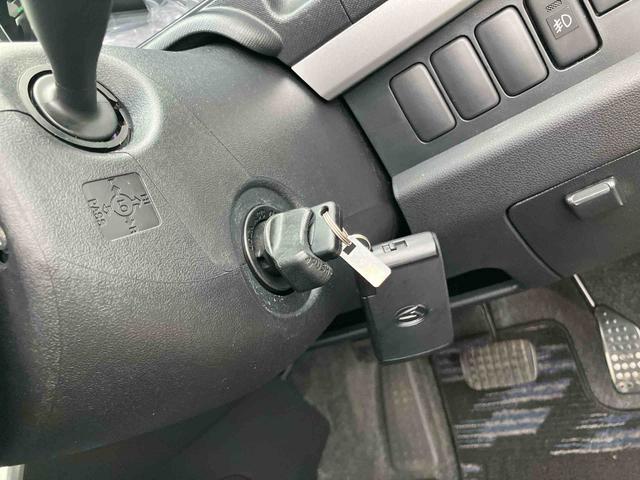 ムーヴＸ　ＶＳ　IIIＡＳ−ＩＳ車　ＣＤラジオチューナー　ＡＵＸ接続　キーフリーシステム　セキュリティアラーム　助手席シートアンダートレイ　シートベルトアンカーアジャスター　チルトステアリング　運転席シートリフター（千葉県）の中古車