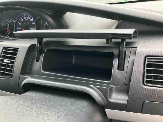 ムーヴＸ　ＶＳ　IIIＡＳ−ＩＳ車　ＣＤラジオチューナー　ＡＵＸ接続　キーフリーシステム　セキュリティアラーム　助手席シートアンダートレイ　シートベルトアンカーアジャスター　チルトステアリング　運転席シートリフター（千葉県）の中古車