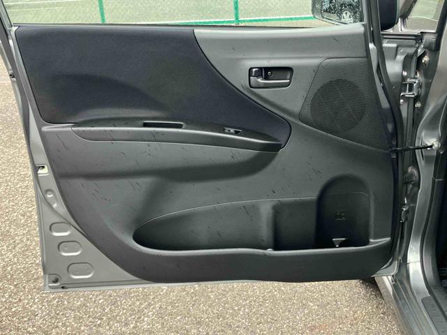 ムーヴＸ　ＶＳ　IIIＡＳ−ＩＳ車　ＣＤラジオチューナー　ＡＵＸ接続　キーフリーシステム　セキュリティアラーム　助手席シートアンダートレイ　シートベルトアンカーアジャスター　チルトステアリング　運転席シートリフター（千葉県）の中古車