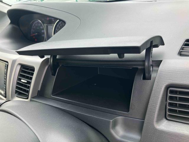 ムーヴカスタム　ＸリミテッドＡＳ−ＩＳ車　バックカメラ連動ワンセグナビ　ＡＵＸ接続　ＥＴＣ　プッシュエンジンスタート　キーフリーシステム　セキュリティアラーム　助手席シートアンダートレイ　シートベルトアンカーアジャスター（千葉県）の中古車