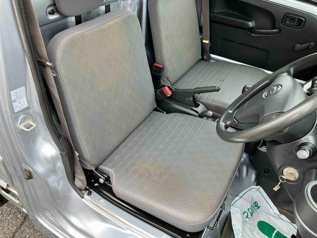 ハイゼットトラックスタンダード　農用スペシャルＡｓ−Ｉｓ車　最大積載量３５０Ｋｇ　４ＷＤ　副変速機５速マニュアル　４枚リーフスプリング　荷台作業灯　後アオリあゆみ板掛け付（千葉県）の中古車