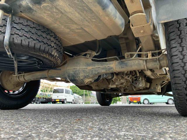 ハイゼットトラックスタンダード　農用スペシャルＡｓ−Ｉｓ車　最大積載量３５０Ｋｇ　４ＷＤ　副変速機５速マニュアル　４枚リーフスプリング　荷台作業灯　後アオリあゆみ板掛け付（千葉県）の中古車