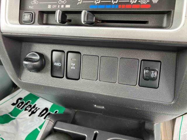 ハイゼットトラックスタンダード　農用スペシャルＡｓ−Ｉｓ車　最大積載量３５０Ｋｇ　４ＷＤ　副変速機５速マニュアル　４枚リーフスプリング　荷台作業灯　後アオリあゆみ板掛け付（千葉県）の中古車