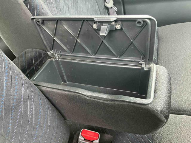 タントカスタムＲＳ　ＳＡＡＳ−ＩＳ車　バックカメラ連動フルセグナビ　ＵＳＢ接続　ブルートゥース対応　ＴＶナビキット　ＥＴＣ　両側電動スライドドア　オートライト　ＬＥＤヘッドライト　プッシュエンジンスタート　キーフリーシステム（千葉県）の中古車