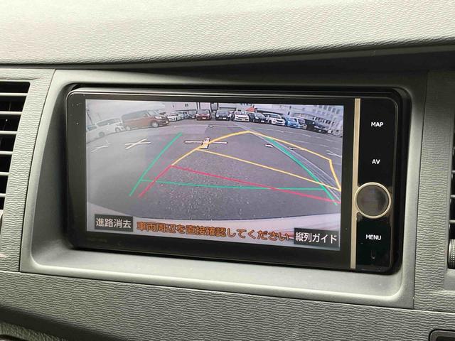 アイシスプラタナ　Ｖセレクションナビ／ＢＴ／ＤＴＶ／ＣＤ／ＤＶＤ／バックカメラ／ステアリングスイッチ　助手席側パワスラ＆センターピラーレス　ＨＩＤヘッドライト　ハロゲンフォグランプ　１５インチアルミ　プッシュボタンスターター（千葉県）の中古車