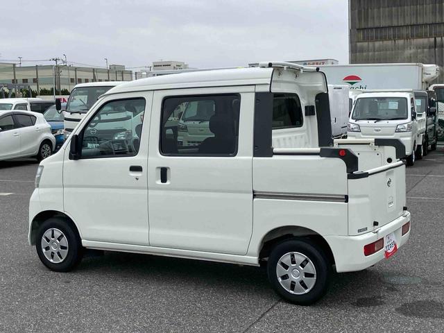 ハイゼットカーゴデッキバンＧＬ　４ＷＤＡｓ−Ｉｓ車　４ＷＤ　４速ＡＴ　最大積載量２５０Ｋｇ　トップシェードガラス　キーレスエントリー　フロントパワーウィンドウ　ホイールキャップ　ＡＵＸ／ＣＤステレオ　ＥＴＣ（千葉県）の中古車