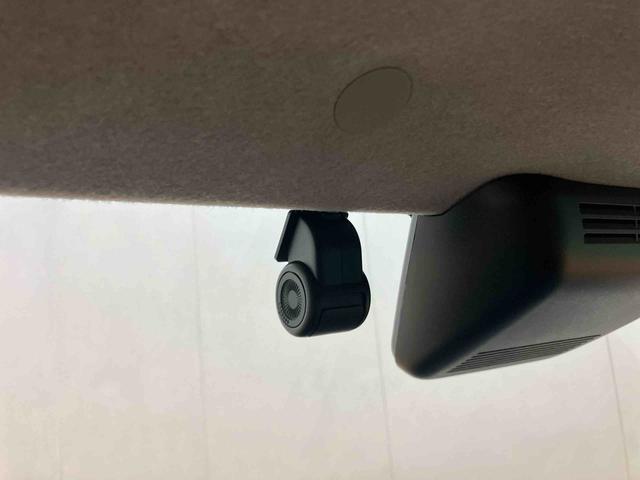 ムーヴキャンバスＧホワイトアクセントリミテッド　ＳＡIIIパノラマカメラ連動フルセグナビゲーション　ＵＳＢ接続　ブルートゥース対応　ＨＤＭＩ接続　フロント．リヤドライブレコーダー連動　　両側電動スライドドア　　オキラクボックス　オートライト　オートハイビーム（千葉県）の中古車
