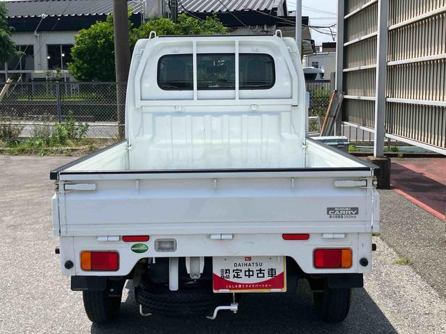 キャリイトラックＫＣエアコン・パワステパートタイム４ＷＤ　テールゲートチェーン　ゲートプロテクター　ガードフレームプロテクター　ロングバイザー　運転席シートバックポケット　灰皿　スピーカー一体型ＦＭ．ＡＭラジオチューナー（千葉県）の中古車