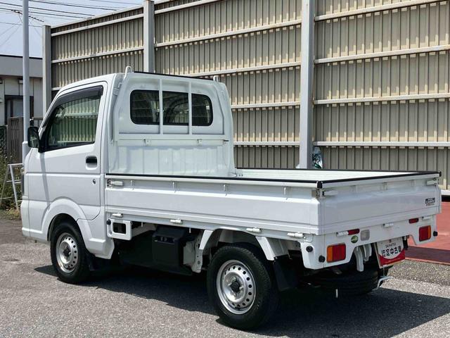 キャリイトラックＫＣエアコン・パワステパートタイム４ＷＤ　テールゲートチェーン　ゲートプロテクター　ガードフレームプロテクター　ロングバイザー　運転席シートバックポケット　灰皿　スピーカー一体型ＦＭ．ＡＭラジオチューナー（千葉県）の中古車