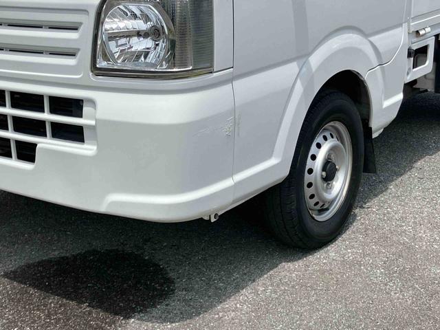 キャリイトラックＫＣエアコン・パワステパートタイム４ＷＤ　テールゲートチェーン　ゲートプロテクター　ガードフレームプロテクター　ロングバイザー　運転席シートバックポケット　灰皿　スピーカー一体型ＦＭ．ＡＭラジオチューナー（千葉県）の中古車