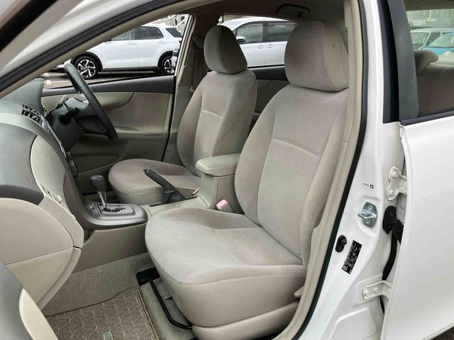 カローラアクシオＸ純正ＳＤナビ／ＴＶ／ＣＤ　ＥＴＣ　電動格納ドアミラー　キーレスエントリー　ＣＶＴ　ＡＢＳ　デュアルエアバッグ（千葉県）の中古車