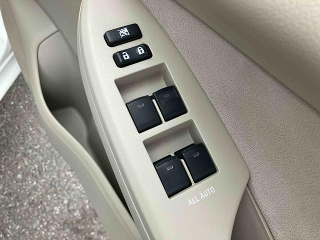 カローラアクシオＸ純正ＳＤナビ／ＴＶ／ＣＤ　ＥＴＣ　電動格納ドアミラー　キーレスエントリー　ＣＶＴ　ＡＢＳ　デュアルエアバッグ（千葉県）の中古車