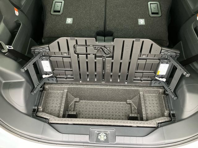 タントカスタムＲＳ　エコアイドル非装着車エコアイドル非装着車　ターボ　１５インチアルミ　バックカメラ　両側パワスラ　シートヒーター　電動駐車ブレーキ　ＬＥＤライト＆フォグ　上下２段調節式デッキボード　コーナーセンサー　衝突被害軽減ブレーキ（千葉県）の中古車