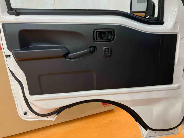 ハイゼットトラックカラーアルミ中温冷凍車　片側スライドドアキー付き埋込みロックロッド式バックドア　キー付きワンタッチ引込式スライド左サイドドア　　ＬＥＤ庫内灯　庫内警報ブザー　解除機能付バックドア９０度開きストッパー　ドレンホース付水抜き穴（千葉県）の中古車