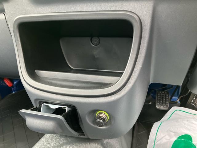 ハイゼットトラック農用スペシャルＶＳ４ＷＤ　５速マニュアル　副変速機　スーパーデフロック　リヤ４枚リーフスプリング　荷台ライト　　テールゲートチェーン　スピーカー一体型ＡＭ／ＦＭラジオ　エアコン　パワステ（千葉県）の中古車