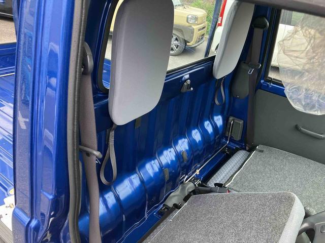 ハイゼットトラック農用スペシャルＶＳ４ＷＤ　５速マニュアル　副変速機　スーパーデフロック　リヤ４枚リーフスプリング　荷台ライト　　テールゲートチェーン　スピーカー一体型ＡＭ／ＦＭラジオ　エアコン　パワステ（千葉県）の中古車