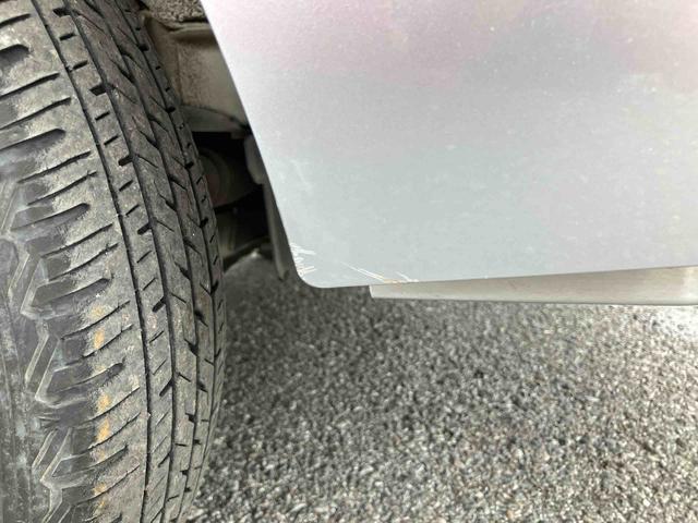 ハイゼットトラックエクストラＳＡIIIｔ　４ＷＤ４ＷＤ　５速ＭＴ　副変速機　スーパーデフロック　リヤ４枚リーフスプリング　フォグランプ　荷台ライト　テールゲートチェーン　ＣＤチューナー　キーレス　パワーウインドウ　衝突被害軽減ブレーキ（千葉県）の中古車