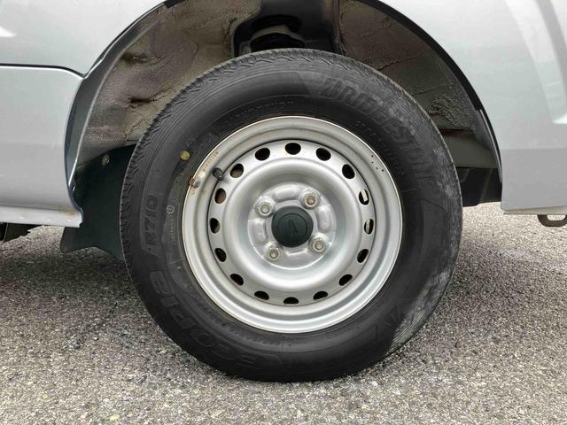 ハイゼットトラックエクストラＳＡIIIｔ　４ＷＤ４ＷＤ　５速ＭＴ　副変速機　スーパーデフロック　リヤ４枚リーフスプリング　フォグランプ　荷台ライト　テールゲートチェーン　ＣＤチューナー　キーレス　パワーウインドウ　衝突被害軽減ブレーキ（千葉県）の中古車