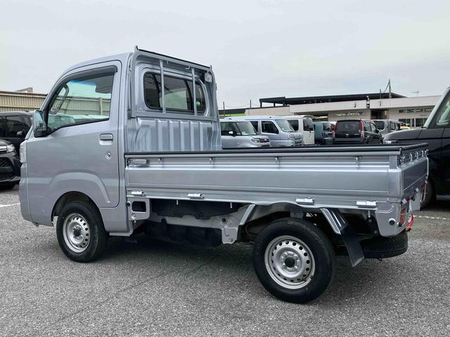 ハイゼットトラックエクストラＳＡIIIｔ　４ＷＤ４ＷＤ　５速ＭＴ　副変速機　スーパーデフロック　リヤ４枚リーフスプリング　フォグランプ　荷台ライト　テールゲートチェーン　ＣＤチューナー　キーレス　パワーウインドウ　衝突被害軽減ブレーキ（千葉県）の中古車