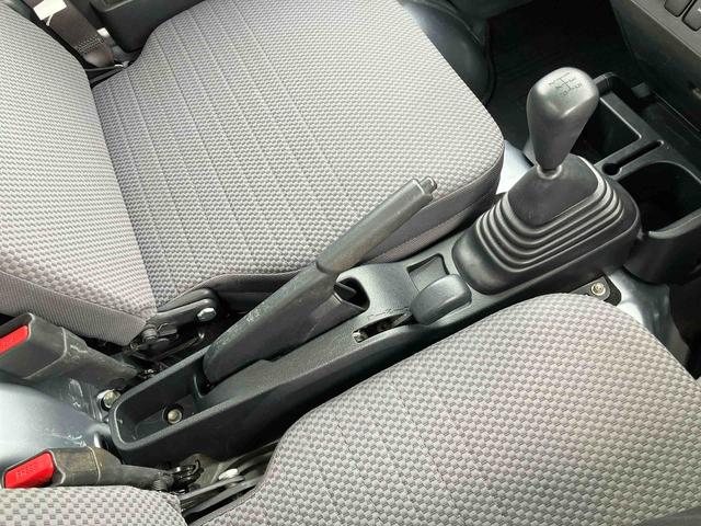 ハイゼットトラックエクストラＳＡIIIｔ　４ＷＤ４ＷＤ　５速ＭＴ　副変速機　スーパーデフロック　リヤ４枚リーフスプリング　フォグランプ　荷台ライト　テールゲートチェーン　ＣＤチューナー　キーレス　パワーウインドウ　衝突被害軽減ブレーキ（千葉県）の中古車