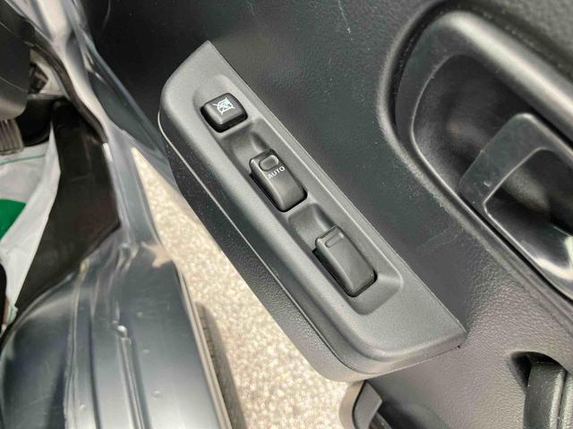 ハイゼットトラックエクストラＳＡIIIｔ　４ＷＤ４ＷＤ　５速ＭＴ　副変速機　スーパーデフロック　リヤ４枚リーフスプリング　フォグランプ　荷台ライト　テールゲートチェーン　ＣＤチューナー　キーレス　パワーウインドウ　衝突被害軽減ブレーキ（千葉県）の中古車