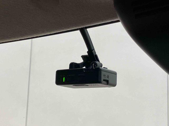 ムーヴキャンバスＧメイクアップ　ＳＡIIIミニライト１５インチアルミホイール　ブルー室内イルミネーションパック　ＵＳＢ電源ボックス　ＣＤラジオチューナー　ＵＳＢ接続　ＡＵＸ接続　フロントドライブレコーダー　ＥＴＣ　置きラクボックス（千葉県）の中古車