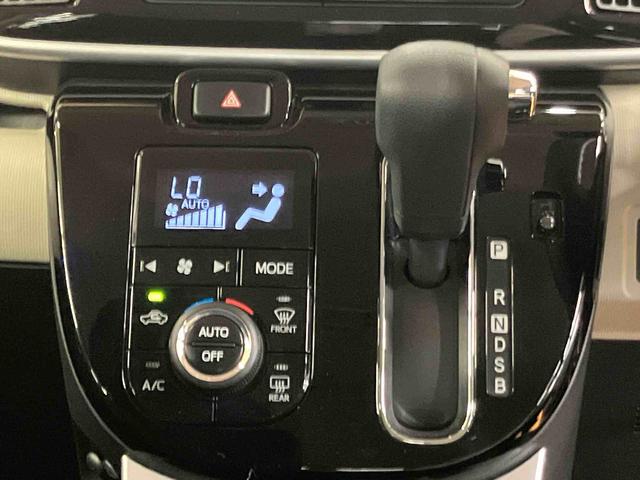 ムーヴキャンバスＧメイクアップ　ＳＡIIIミニライト１５インチアルミホイール　ブルー室内イルミネーションパック　ＵＳＢ電源ボックス　ＣＤラジオチューナー　ＵＳＢ接続　ＡＵＸ接続　フロントドライブレコーダー　ＥＴＣ　置きラクボックス（千葉県）の中古車