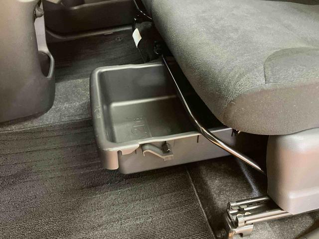 ムーヴキャンバスＧメイクアップ　ＳＡIIIミニライト１５インチアルミホイール　ブルー室内イルミネーションパック　ＵＳＢ電源ボックス　ＣＤラジオチューナー　ＵＳＢ接続　ＡＵＸ接続　フロントドライブレコーダー　ＥＴＣ　置きラクボックス（千葉県）の中古車