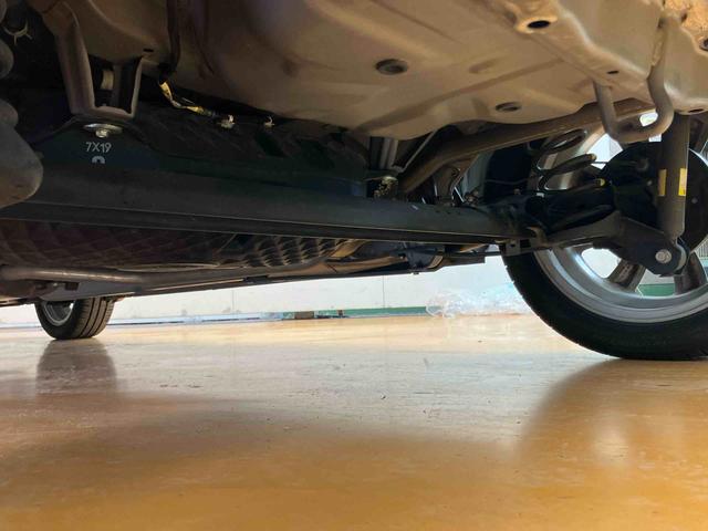 ムーヴキャンバスＧメイクアップ　ＳＡIIIミニライト１５インチアルミホイール　ブルー室内イルミネーションパック　ＵＳＢ電源ボックス　ＣＤラジオチューナー　ＵＳＢ接続　ＡＵＸ接続　フロントドライブレコーダー　ＥＴＣ　置きラクボックス（千葉県）の中古車