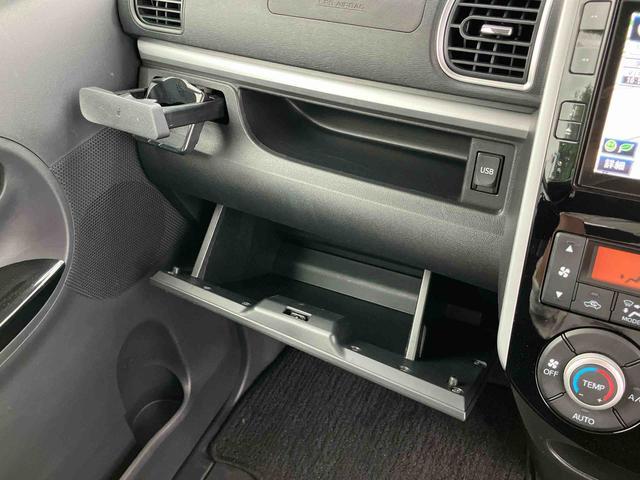 タントカスタムＲＳ　ＳＡ８型ナビ／ＢＴ／ＤＴＶ／ＤＩＳＣ／バックカメラ／ステアリングスイッチ　後席モニター　フロントグリルイルミ　両側パワスラ　ＬＥＤヘッドライト　ハロゲンフォグランプ　１５インチアルミ　衝突被害軽減ブレーキ（千葉県）の中古車