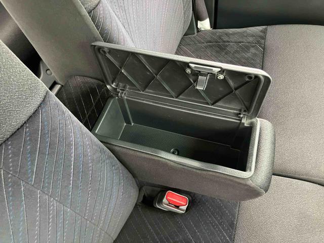 タントカスタムＲＳ　ＳＡ８型ナビ／ＢＴ／ＤＴＶ／ＤＩＳＣ／バックカメラ／ステアリングスイッチ　後席モニター　フロントグリルイルミ　両側パワスラ　ＬＥＤヘッドライト　ハロゲンフォグランプ　１５インチアルミ　衝突被害軽減ブレーキ（千葉県）の中古車