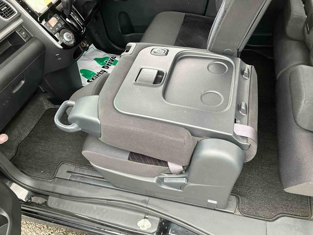 タントカスタムＲＳ　ＳＡ８型ナビ／ＢＴ／ＤＴＶ／ＤＩＳＣ／バックカメラ／ステアリングスイッチ　後席モニター　フロントグリルイルミ　両側パワスラ　ＬＥＤヘッドライト　ハロゲンフォグランプ　１５インチアルミ　衝突被害軽減ブレーキ（千葉県）の中古車