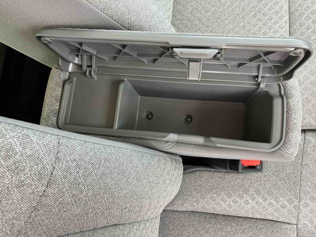 タントＸ　エコアイドル非装着車アイドリングストップ非装着車　オーディオレス　助手席側電動スライドドア　運転席側手動スライドドア　衝突回避支援ブレーキ　誤発進抑制装置　スマートキー　プッシュボタンスタート　盗難防止装置イモビライザー（千葉県）の中古車