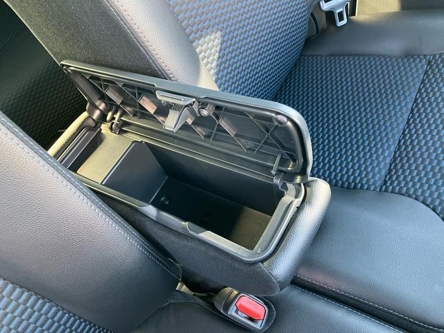 タントカスタムＲＳターボエンジン　１５インチアルミ　バックカメラ　両側電動スライドドア　シートヒーター　電動駐車ブレーキ　ＬＥＤライト＆フォグ　上下２段調節式デッキボード　コーナーセンサー　衝突被害軽減ブレーキ（千葉県）の中古車