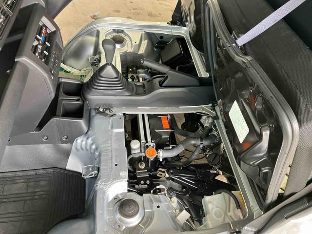 ハイゼットトラックスタンダード　農用スペシャル５速マニュアル　電子制御式４ＷＤ　荷台ＬＥＤライト　リヤ４枚リーフスプリング　スーパーデフロック　衝突被害軽減ブレーキ　コーナーセンサー　スピーカー一体型ＡＭ／ＦＭラジオ　エアコン　パワステ（千葉県）の中古車
