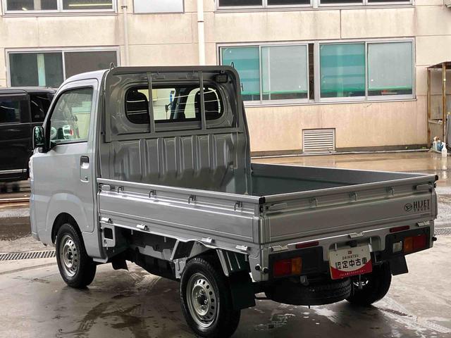 ハイゼットトラックスタンダード　農用スペシャル５速マニュアル　電子制御式４ＷＤ　荷台ＬＥＤライト　リヤ４枚リーフスプリング　スーパーデフロック　衝突被害軽減ブレーキ　コーナーセンサー　スピーカー一体型ＡＭ／ＦＭラジオ　エアコン　パワステ（千葉県）の中古車