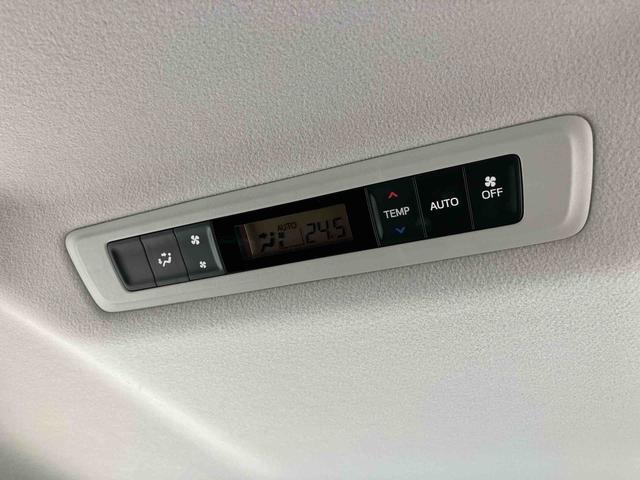 ノアＸナビ／ＢＴ／ＤＴＶ／ＣＤ／ＤＶＤ／バックカメラ／ステアリングスイッチ　ＥＴＣ　左側パワスラ　ＬＥＤヘッドライト　プッシュボタンスターター　オート格納ドアミラー　横滑り防止装置　アイドリングストップ（千葉県）の中古車