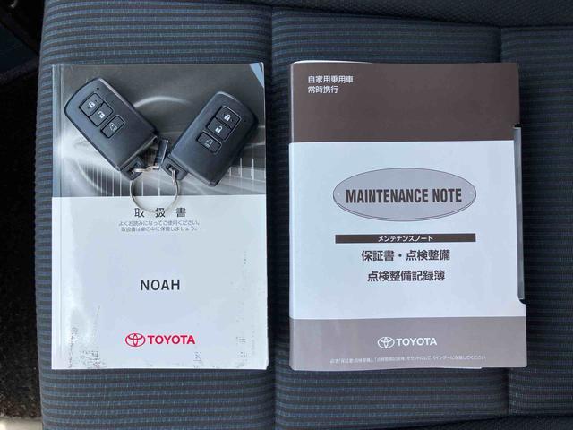ノアＸナビ／ＢＴ／ＤＴＶ／ＣＤ／ＤＶＤ／バックカメラ／ステアリングスイッチ　ＥＴＣ　左側パワスラ　ＬＥＤヘッドライト　プッシュボタンスターター　オート格納ドアミラー　横滑り防止装置　アイドリングストップ（千葉県）の中古車