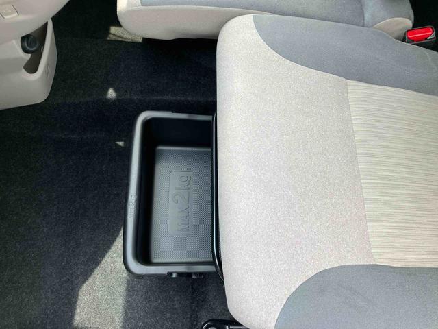 キャストスタイルＸ　ＳＡIIＣＤラジオチューナー　スマートアシスト　オートエアコン　オートライト　盗難防止アラーム　プッシュボタンスタート　キーフリーシステム　スモークガラス　シートアンダートレイ　センターアームレスト（千葉県）の中古車